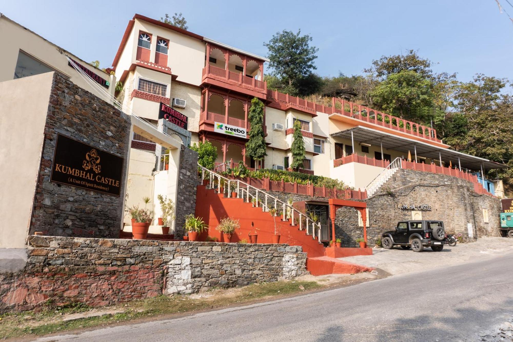 Treebo Kumbhal Castle, 2 Km From Kumbalgarh Fort Hotel Kumbhalgarh Exterior photo